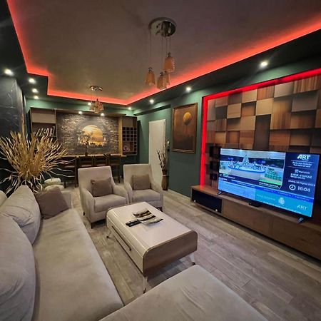 Luxurious Apartment With City View Prisztina Zewnętrze zdjęcie