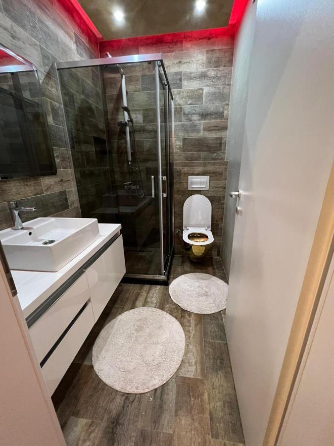 Luxurious Apartment With City View Prisztina Zewnętrze zdjęcie