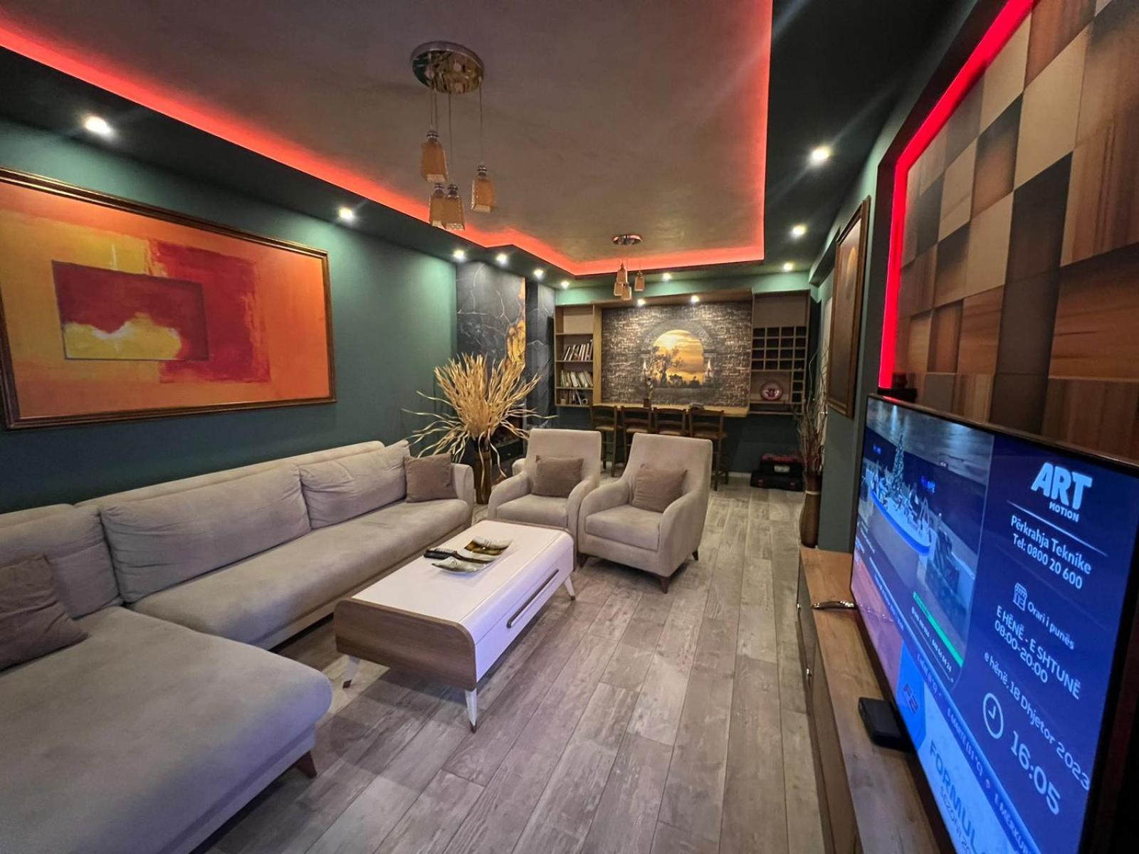 Luxurious Apartment With City View Prisztina Zewnętrze zdjęcie